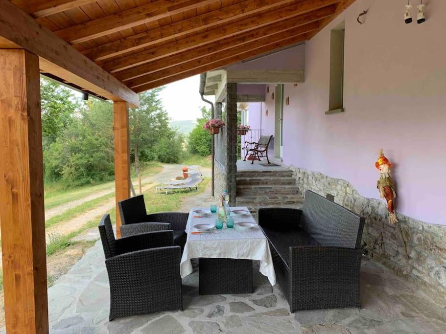 La Casa Sulla Collina Villa Varsi Eksteriør bilde