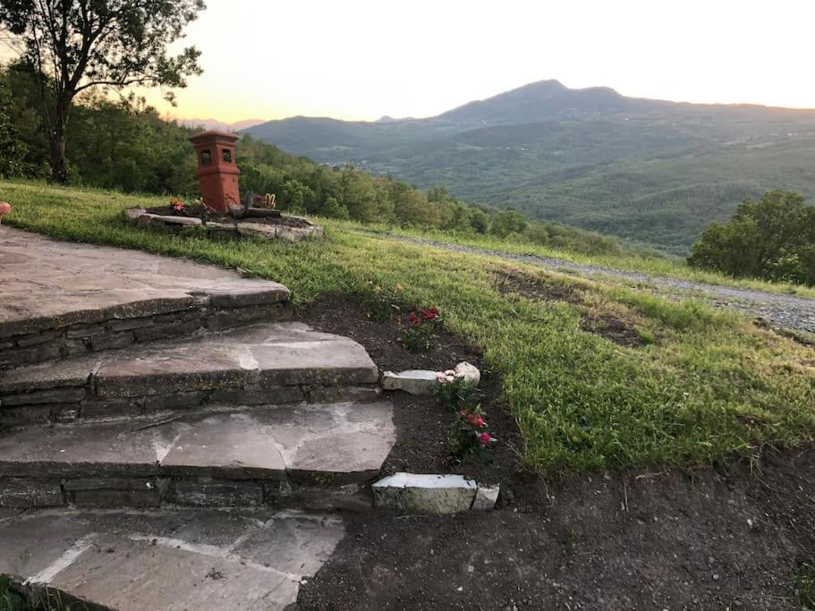 La Casa Sulla Collina Villa Varsi Eksteriør bilde